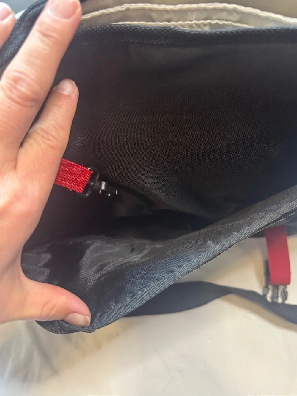 Titleist Black and Red Men's Messenger Bag